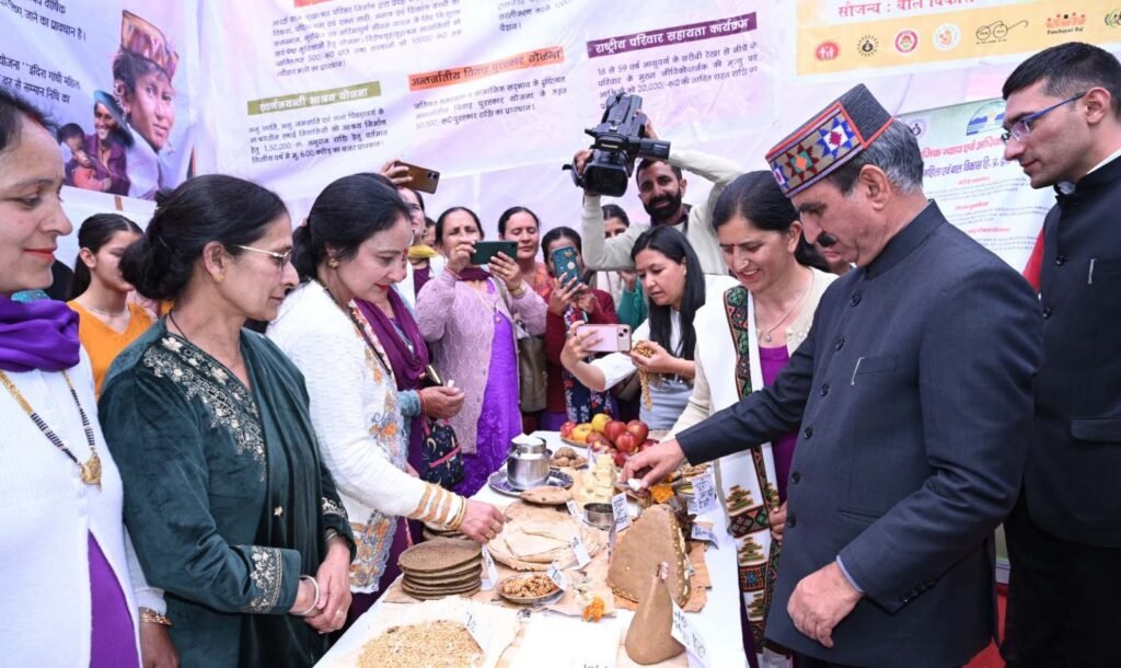 Himachal News Today - पांगी की महिलाओं को सौगात: एक साथ मिलेंगी 1500 रुपए की तीन किस्तें 3 Himachal News Today - CM Sukhvinder Singh Sukhu in Pangi