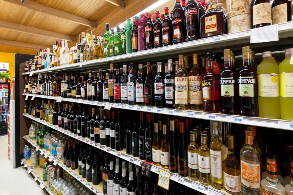 himachal liquor rates