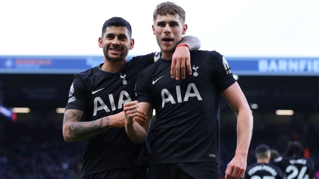 Premier League: हैरी विल्सन का 92वें मिनट में जादुई गोल, फुल्लम ने ब्राइटन को हराया