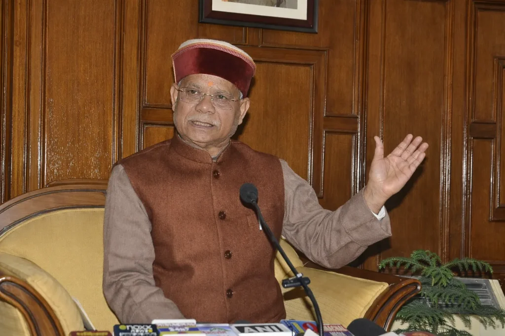 शिमला मेयर का कार्यकाल बढ़ाने वाले विधेयक को राज्यपाल की मंजूरी हिमाचल प्रदेश के राज्यपाल शिव प्रताप शुक्ल शिमला में मीडिया से बातचीत करते हुए